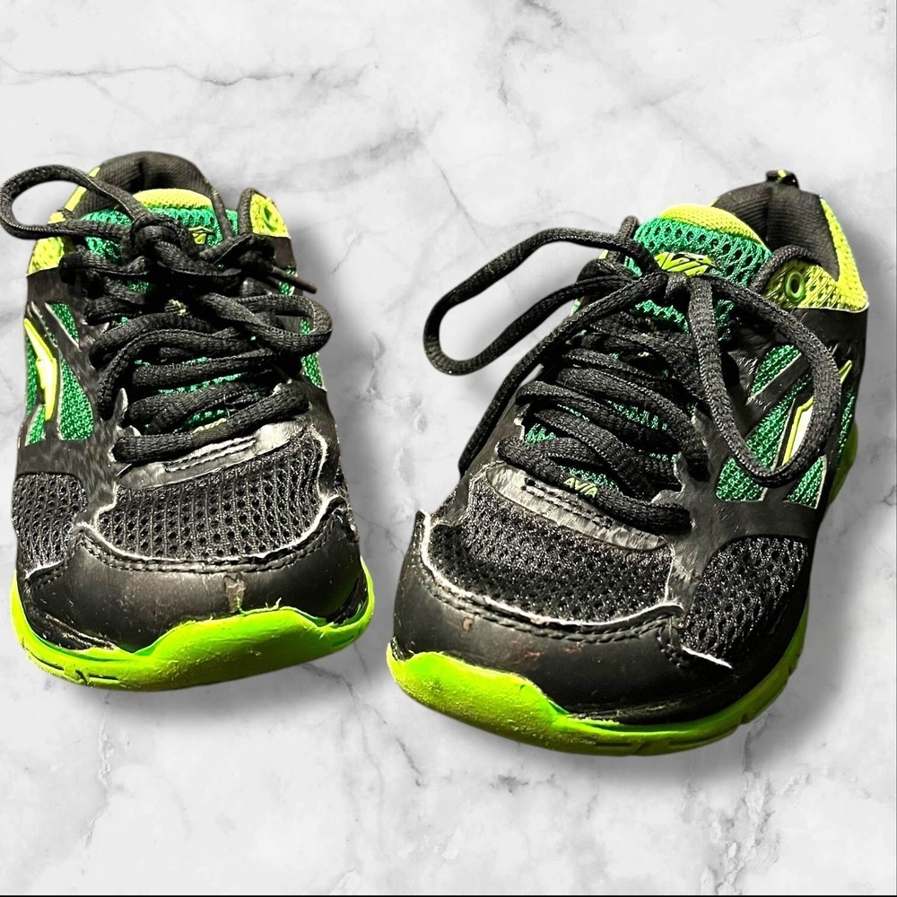 Avia Youth Girls Size 1 Sneakers Black Green Activewear